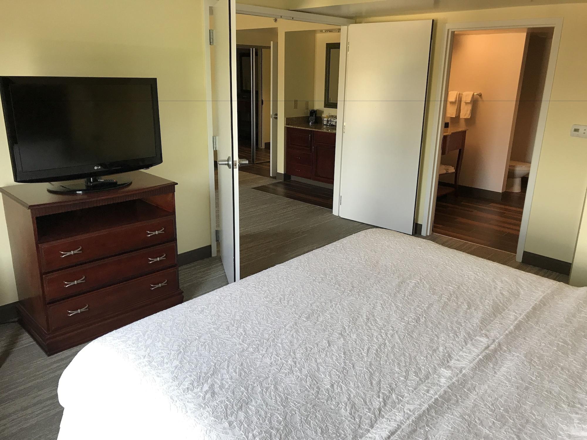 Hampton Inn And Suites Of Lamar Mill Hall Экстерьер фото