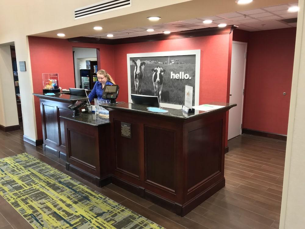 Hampton Inn And Suites Of Lamar Mill Hall Экстерьер фото