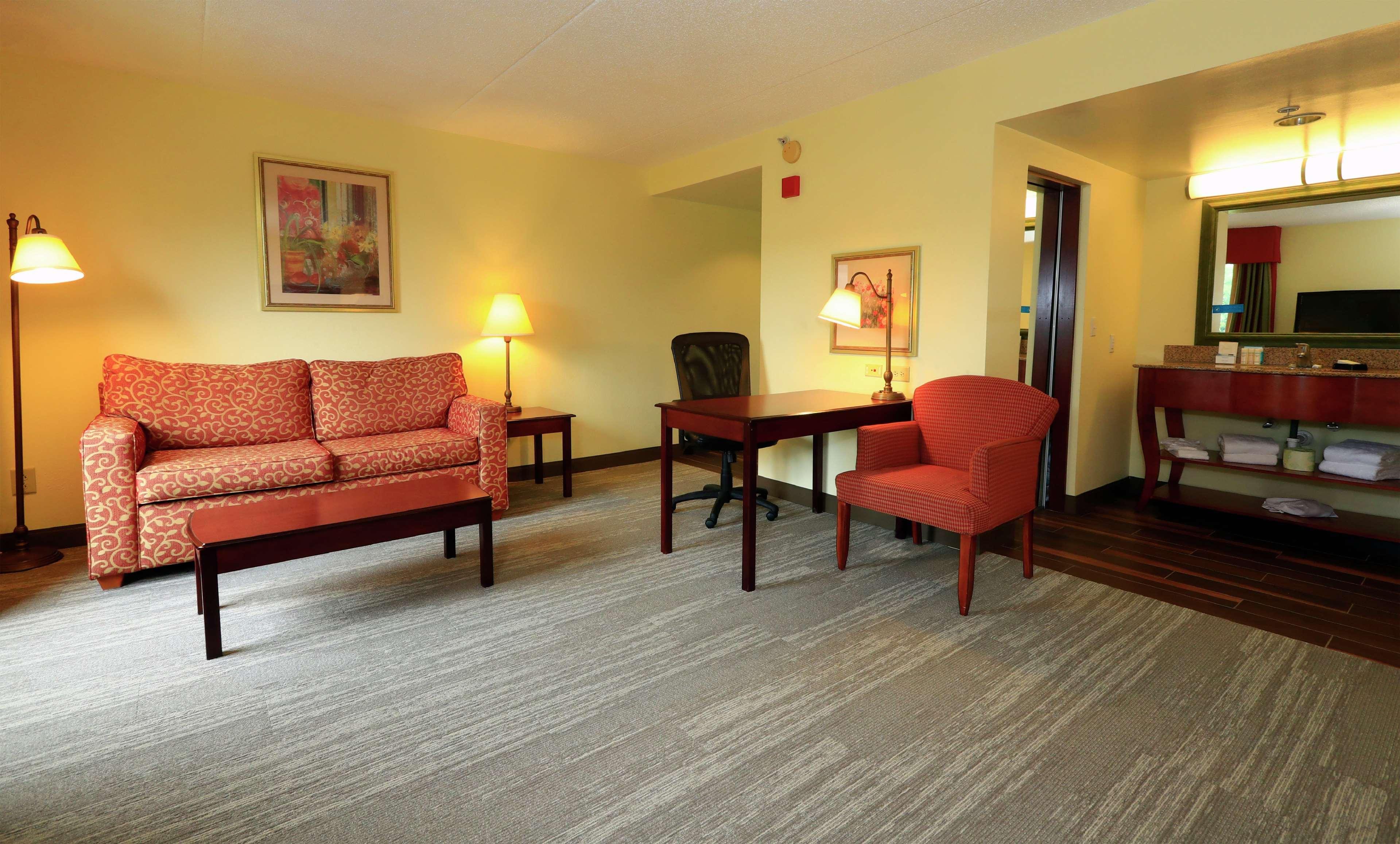 Hampton Inn And Suites Of Lamar Mill Hall Экстерьер фото