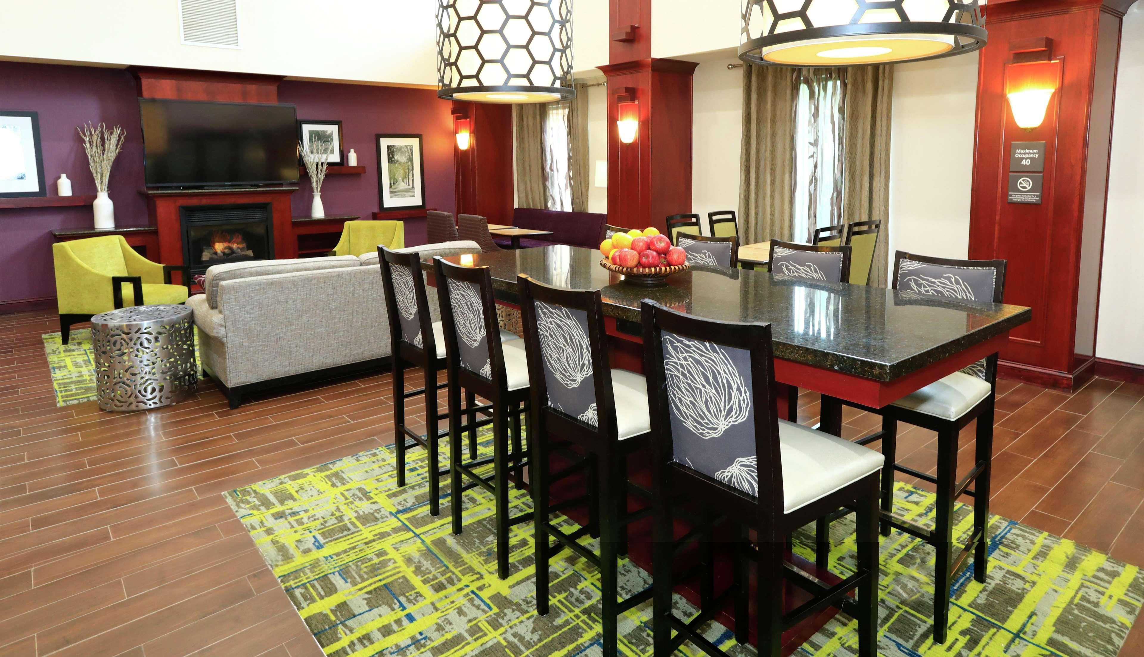 Hampton Inn And Suites Of Lamar Mill Hall Экстерьер фото