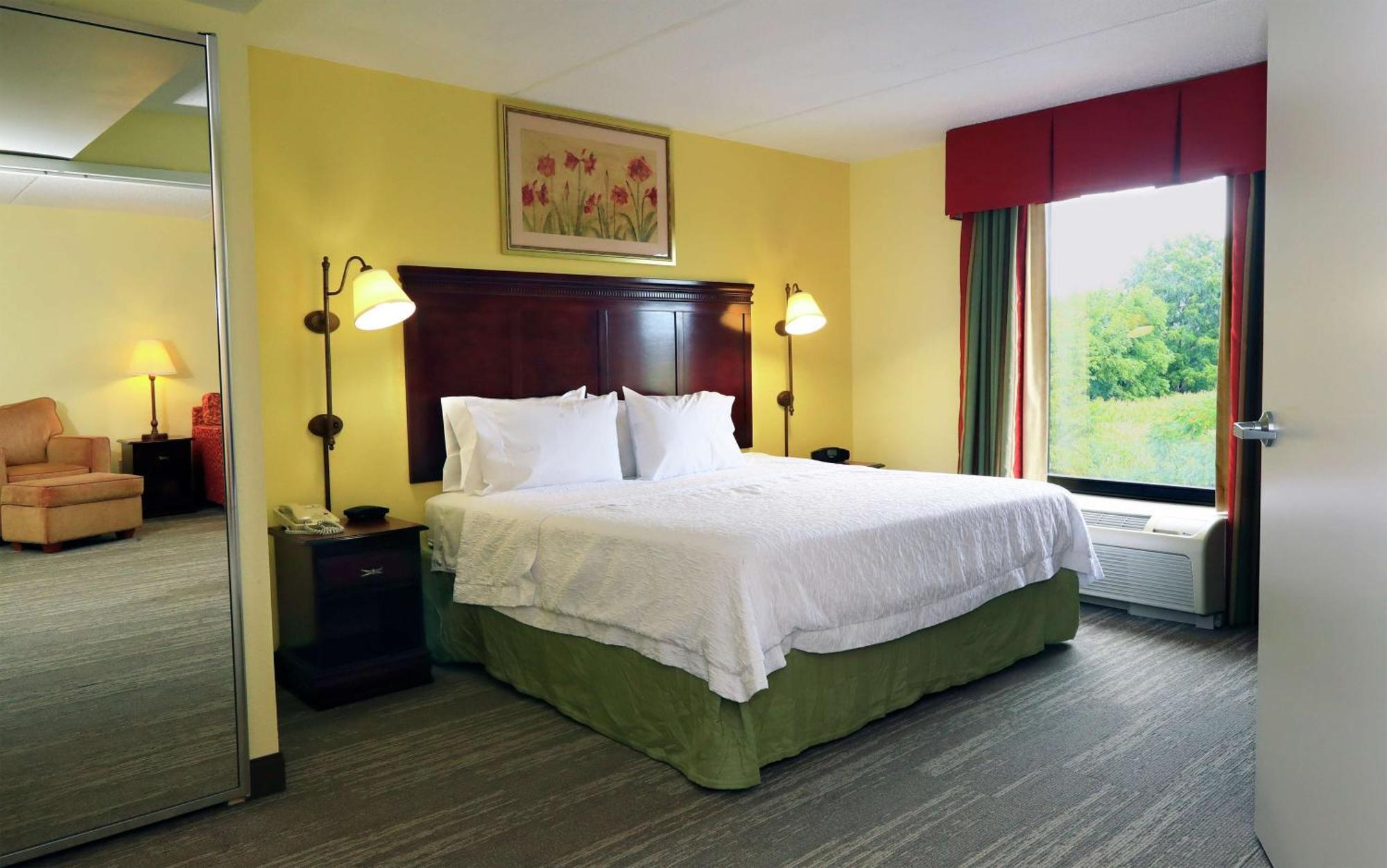 Hampton Inn And Suites Of Lamar Mill Hall Экстерьер фото